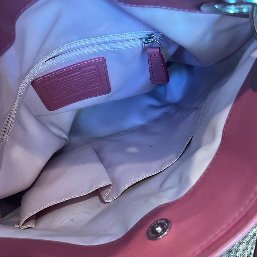 Pink Vintage Coach Leather Bag - Picture 4 of 6